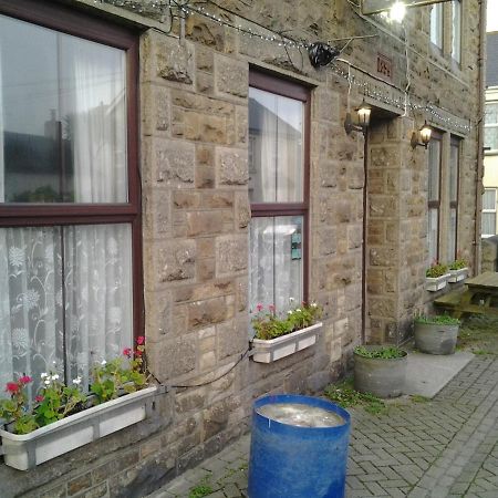 The Mount View Hotel, Bed & Breakfast 펜젠스 외부 사진